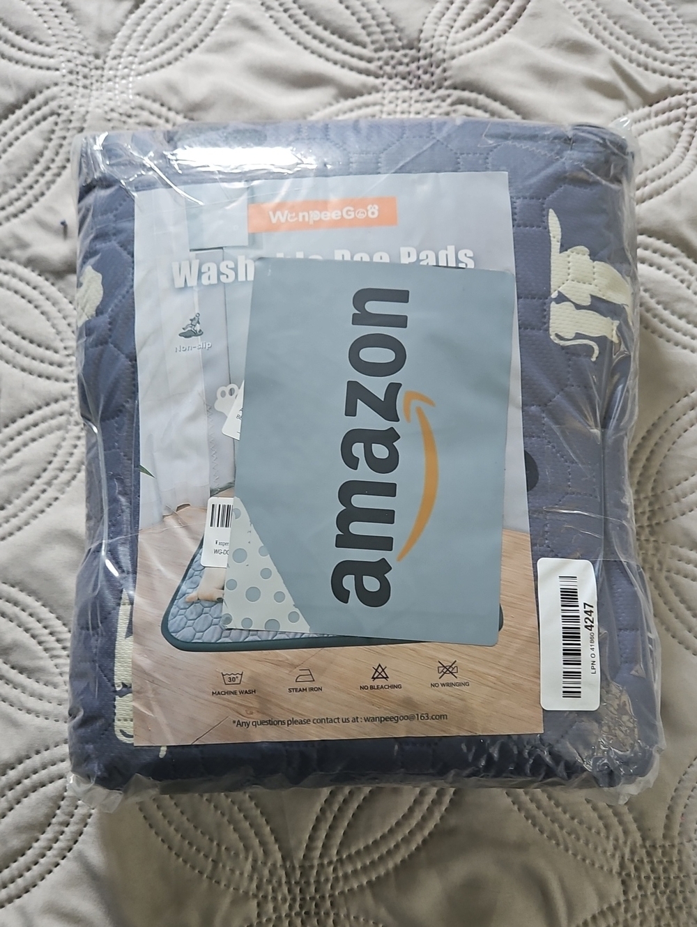 Washable Bed Pad Navy Blue with Cream Prints